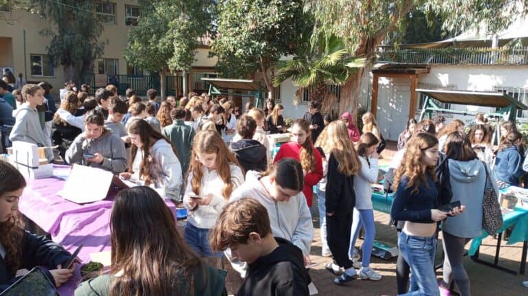 הצגת עבודות התלמידים בתרבות ישראל